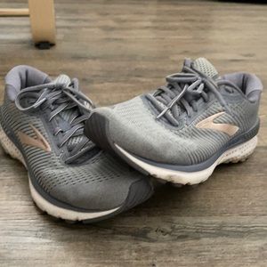 Brooks Adrenaline GTS 20